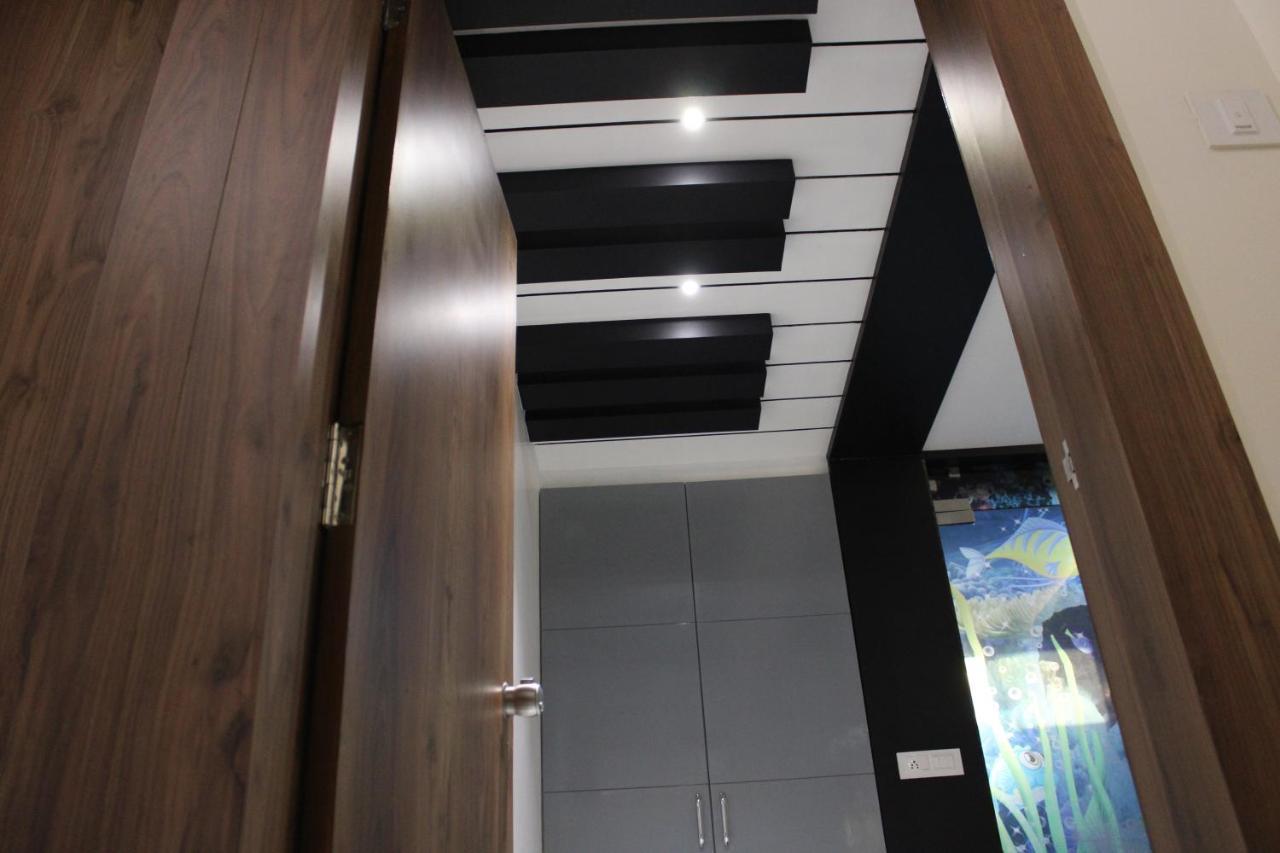 Hotel The Grand Piano - Best Business Hotel In Patan Esterno foto