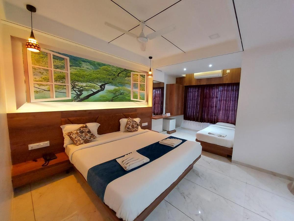 Hotel The Grand Piano - Best Business Hotel In Patan Esterno foto